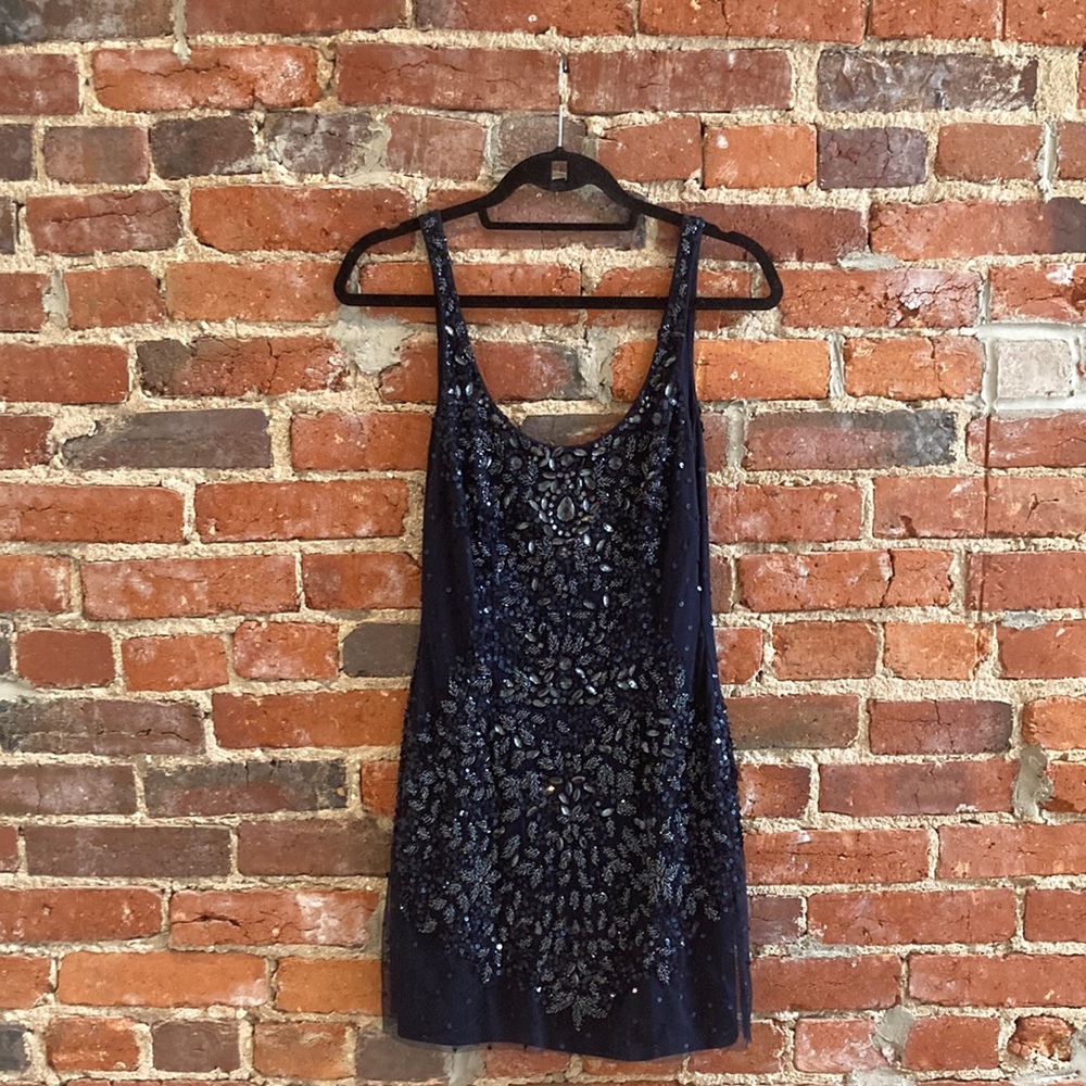 Adrianna Papell Beaded mini-dress. NWT. Size US 2.